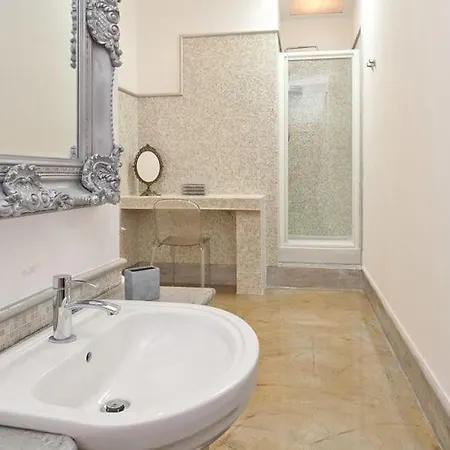 Corso Penthouse With Terrace Apartamento